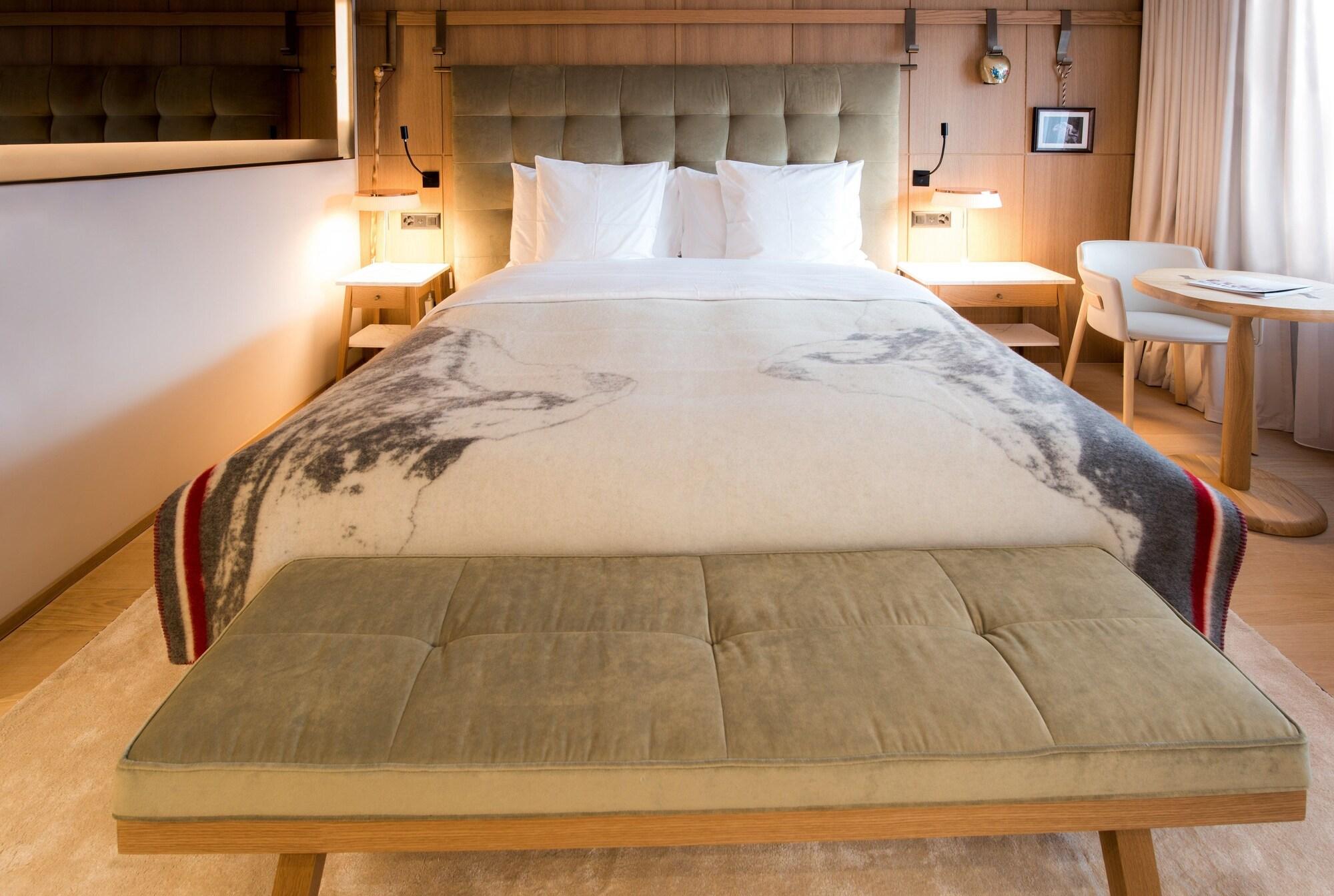 Schweizerhof Zermatt - A Small Luxury Hotel Екстер'єр фото