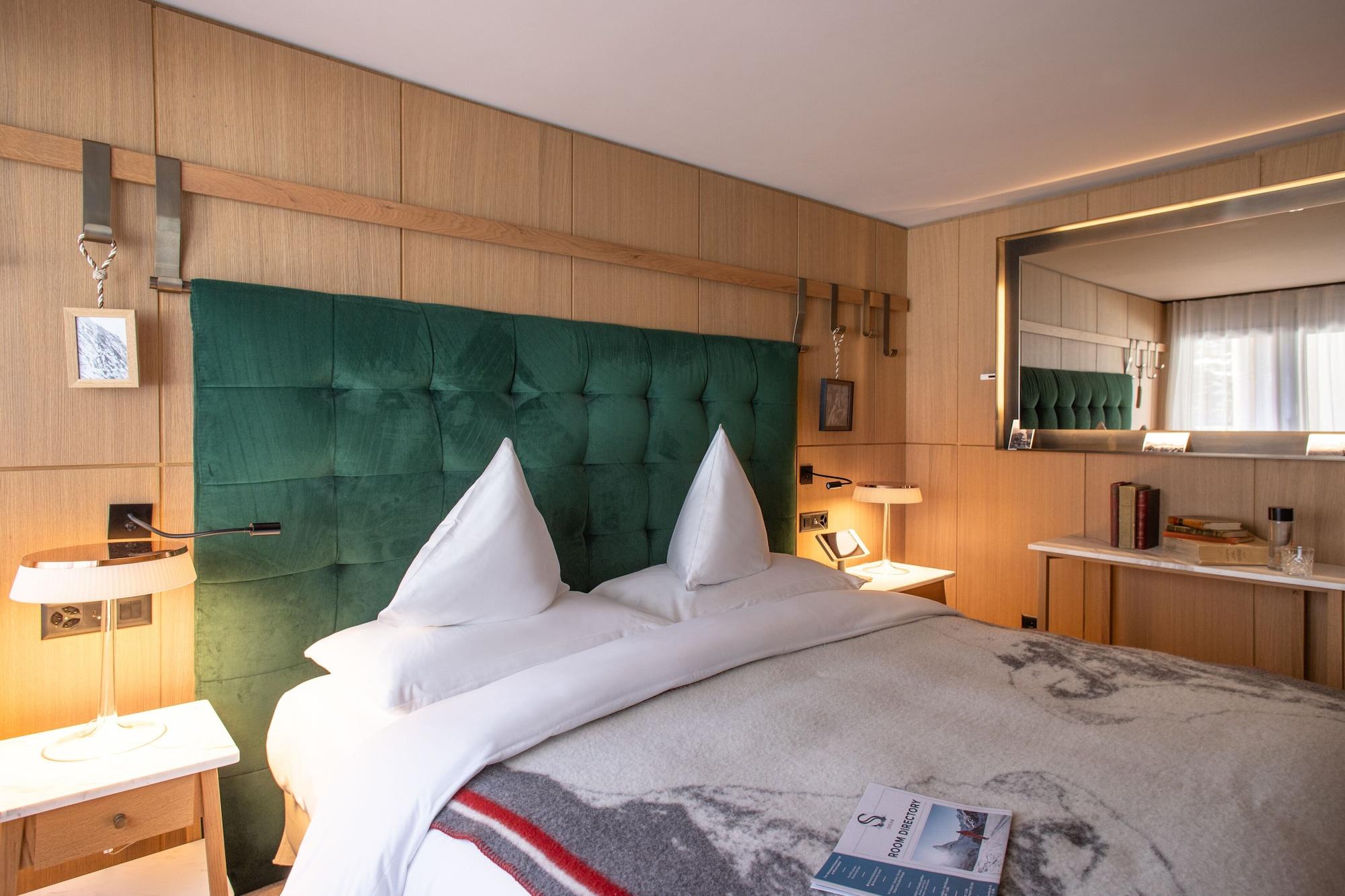 Schweizerhof Zermatt - A Small Luxury Hotel Екстер'єр фото